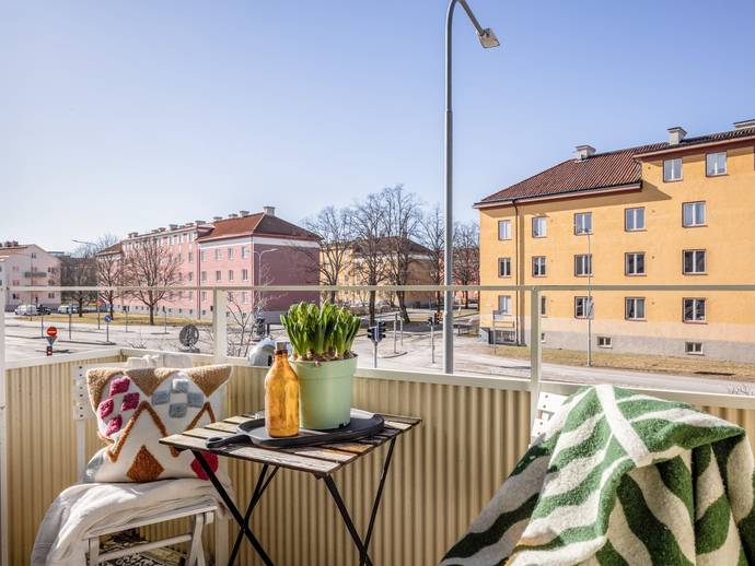 1 rok · 37 m² · Fålhagsleden 2A