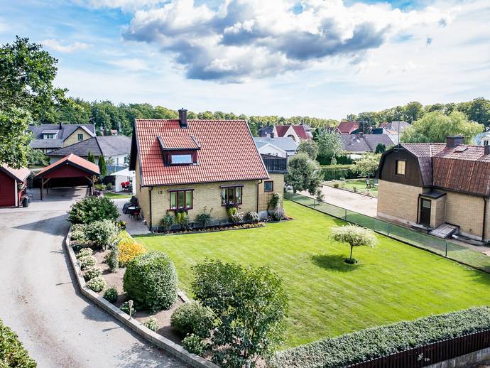 4 rok · 100 m² · Tivolivägen 18