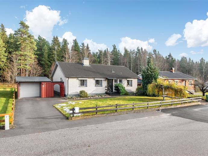 4 rok · 105 m² · Ringvägen 17