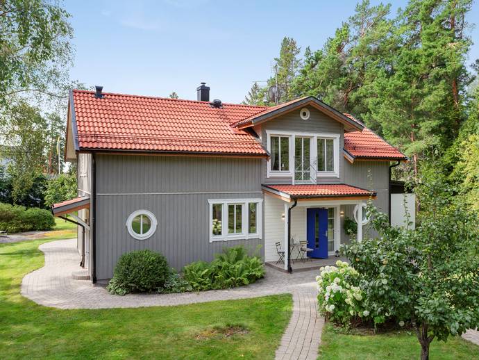 7 rok · 208 m² · Tessinvägen 25