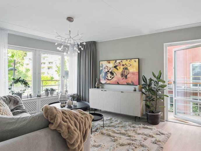 3 rok · 77 m² · Finnboda Parkväg 6, 2 tr