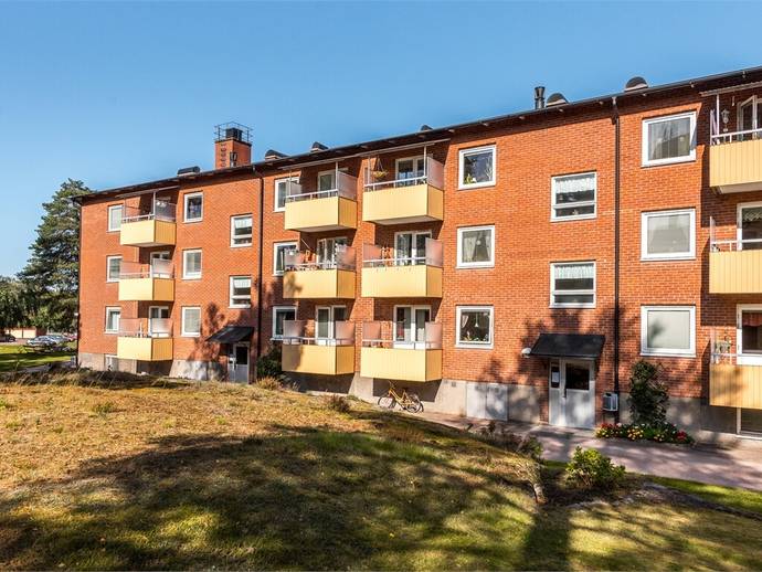 3 rok · 74 m² · Vintergatan 17B