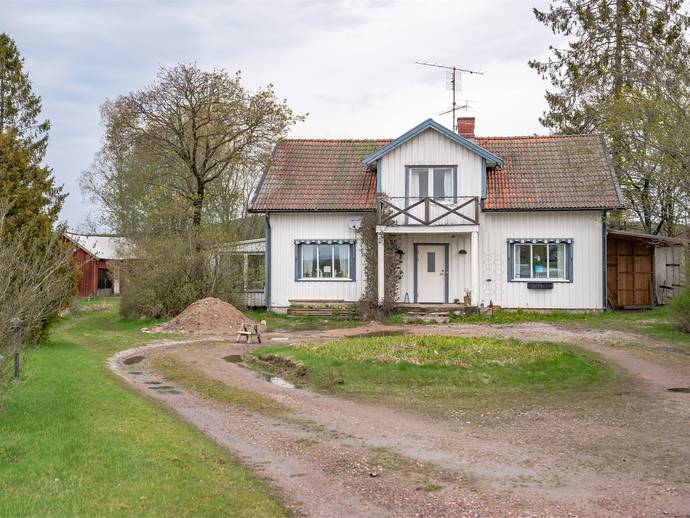5 rok · 145 m² · Ask 74