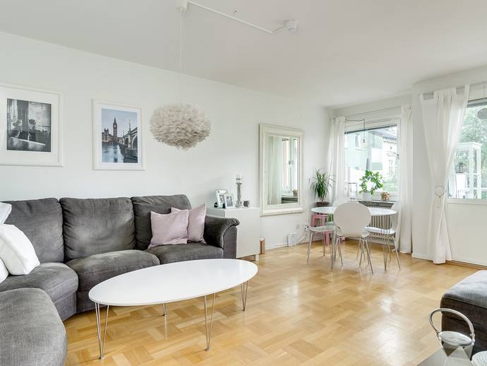 2 rok · 55,5 m² · Södra Centralgatan 12A