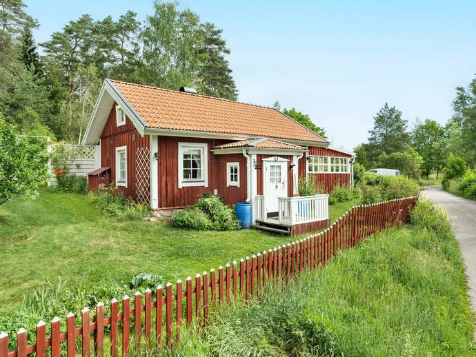 2 rok · 24 m² · Lövhagen 386