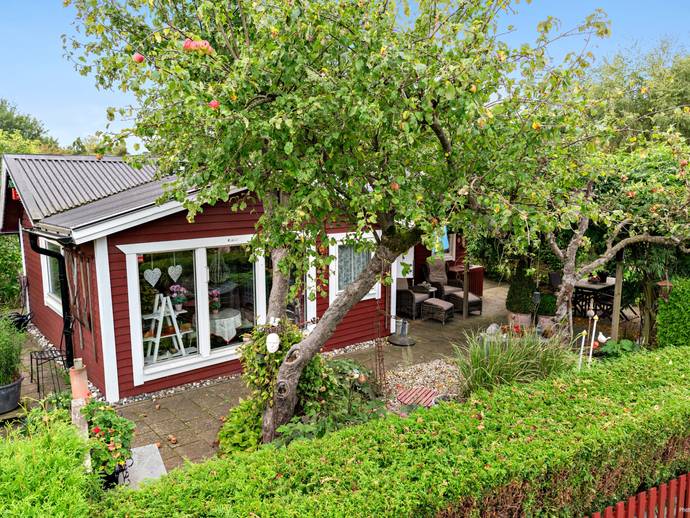 2 rok · 40 m² · Närlundavägen 1 - Närlunda koloniförening, Kolonilott nr 93