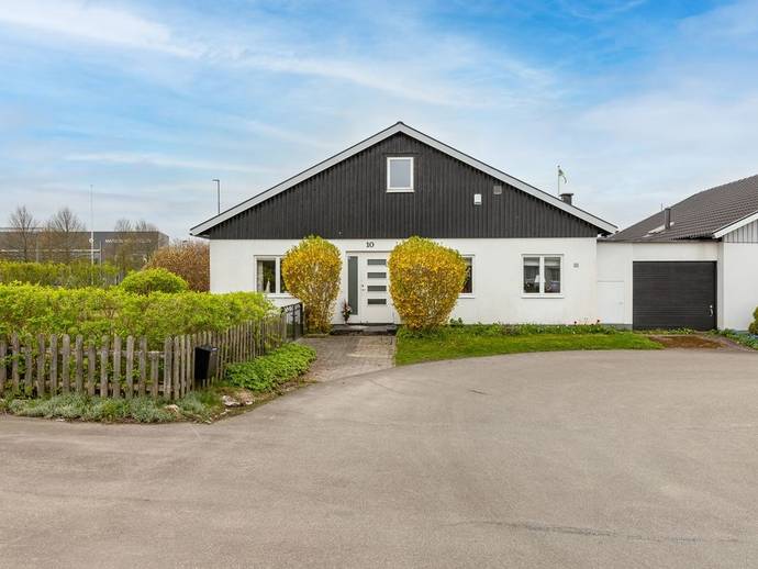 6 rok · 149 m² · Färgaregatan 10