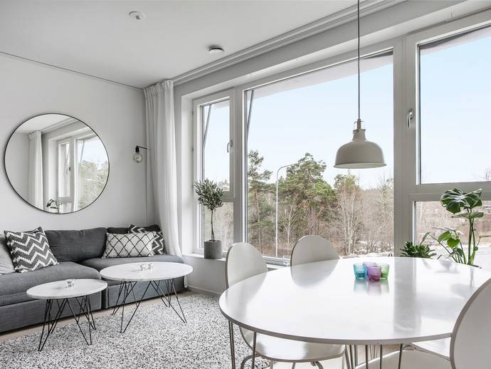 4 rok · 85 m² · Ljuskärrsgränden 2B