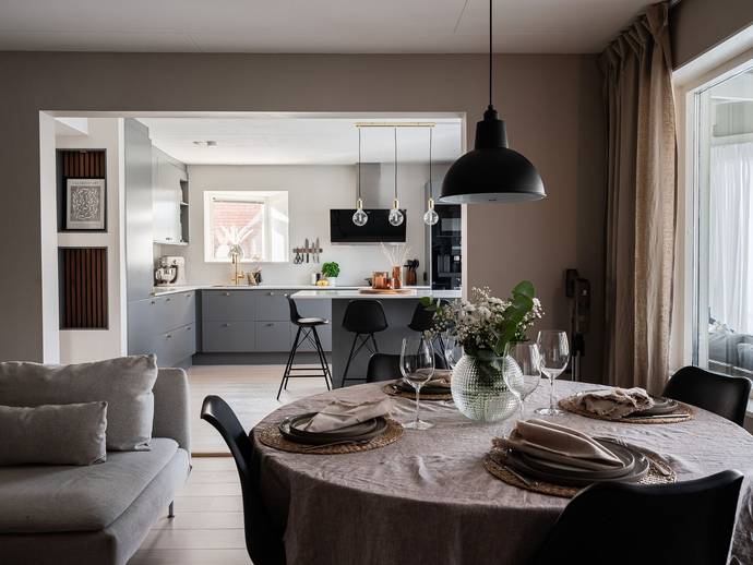 4 rok · 104 m² · Aftongränd 5