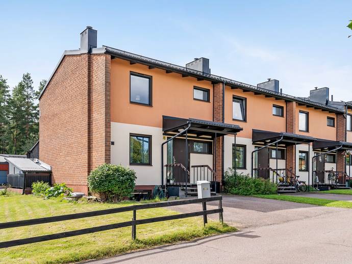 4 rok · 86 m² · Logatan 25