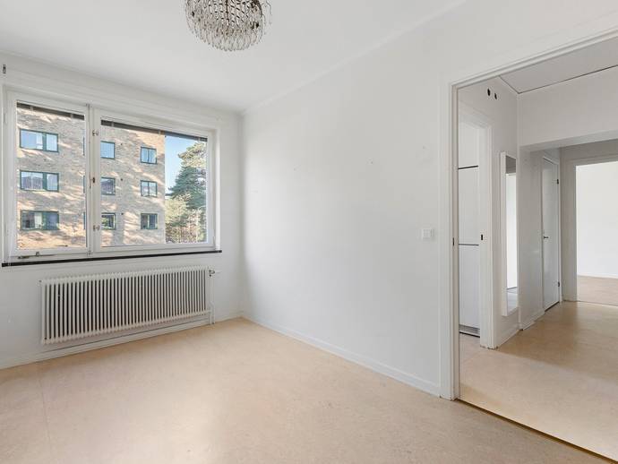 2 rok · 44,2 m² · Runda vägen 25