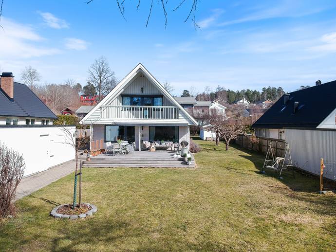 6 rok · 172 m² · Gribbylunds Allé 21
