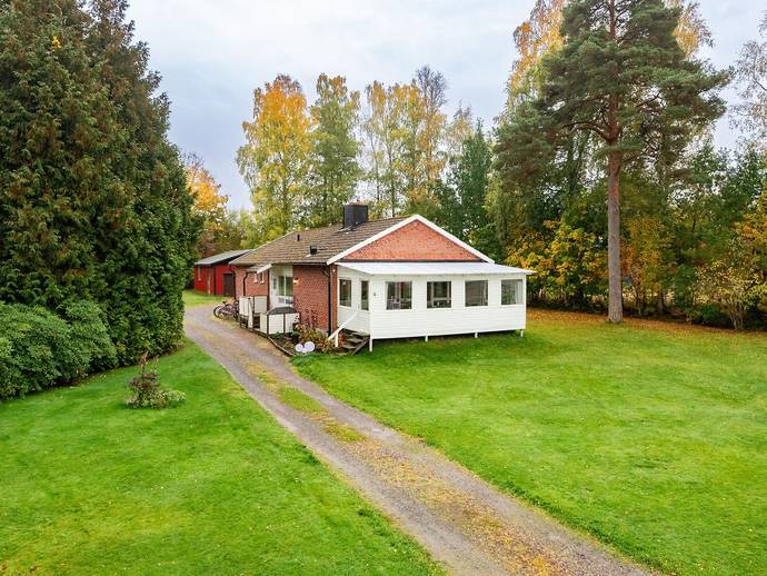4 rok · 92 m² · Kyrkvägen 4