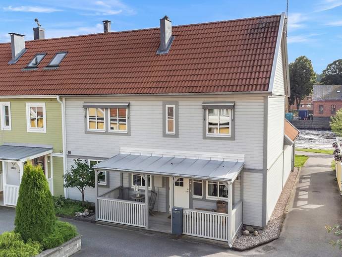 6 rok · 137 m² · Östra Hamngatan 10