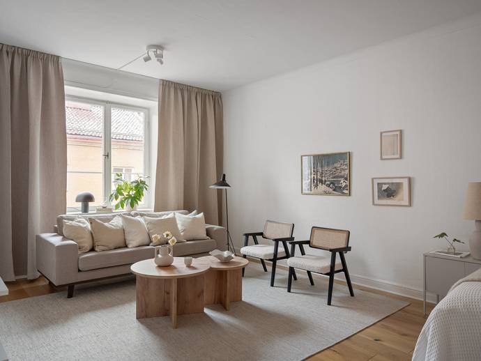 1 rok · 42 m² · Falugatan 16