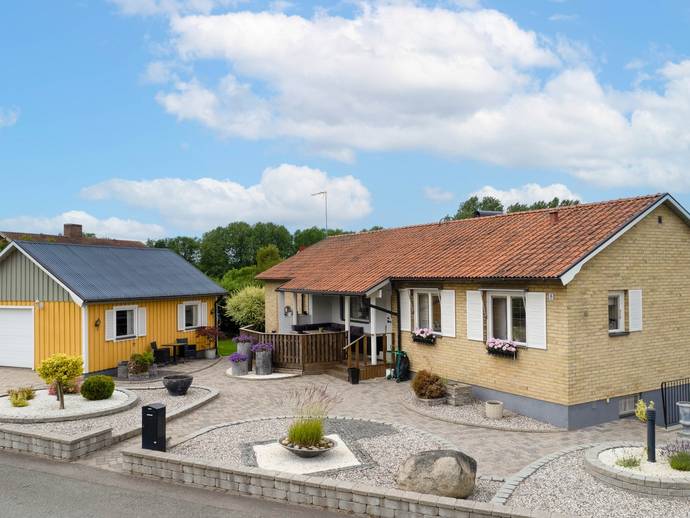 6 rok · 106 m² · Solgatan 8