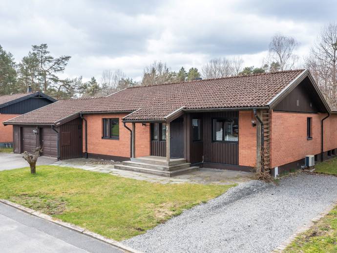 6 rok · 122 m² · Munkåvägen 7