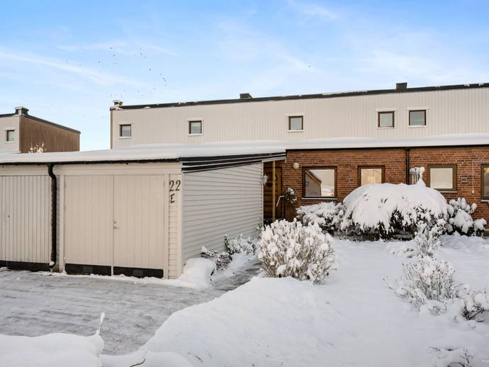 3 rok · 81 m² · Långgatan 22E