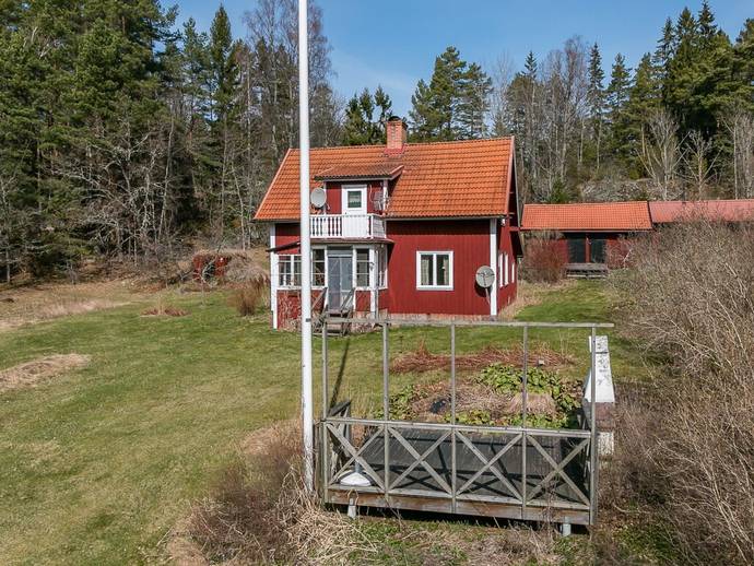 5 rok · 100 m² · Larum Hässelåkra