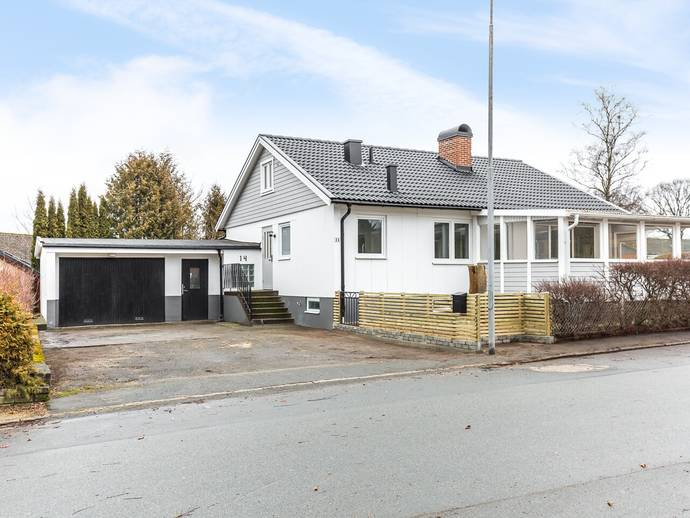 6 rok · 91 m² · Hasselvägen 14