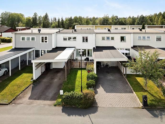 4 rok · 106 m² · Karlslundsvägen 55