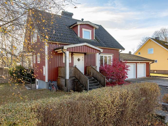 5 rok · 108 m² · Lindvägen 11