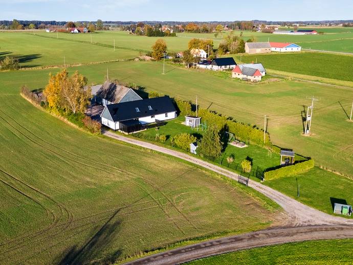 5 rok · 180 m² · Everöd 105