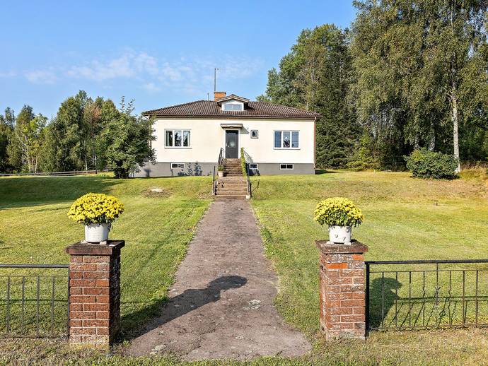 4 rok · 85 m² · Knappsmåla 115