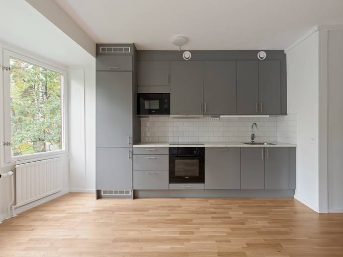 1 rok · 30 m² · Råsundavägen 134