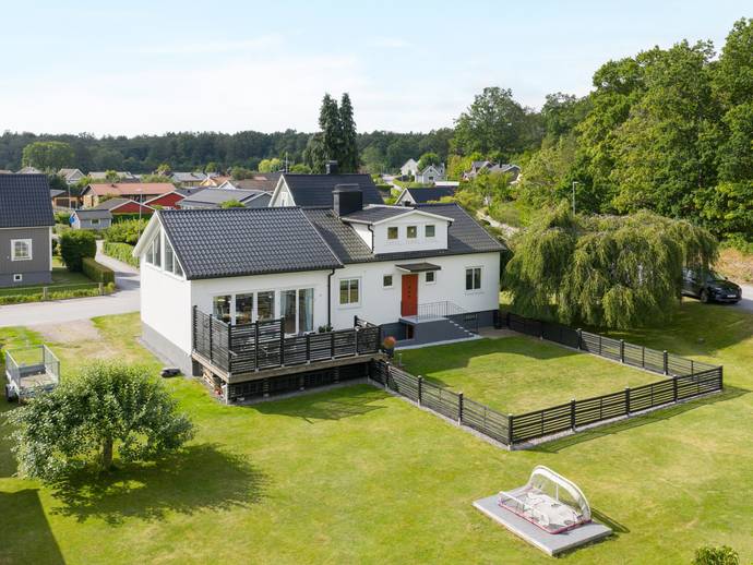 6 rok · 143 m² · Pilvägen 1