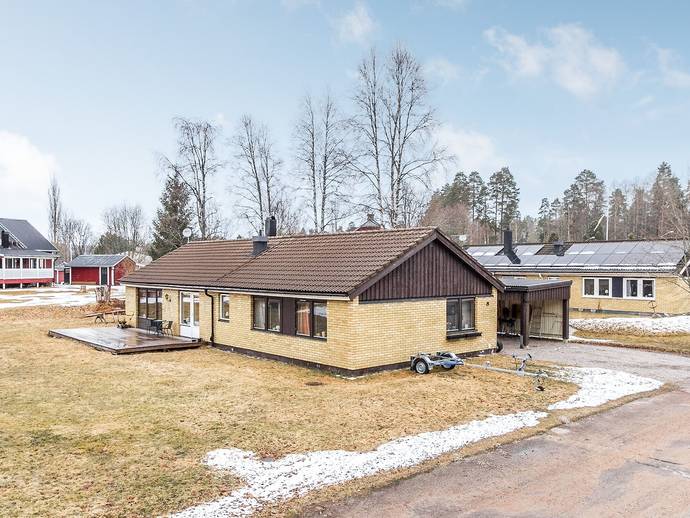 5 rok · 130 m² · Hästbergsvägen 8