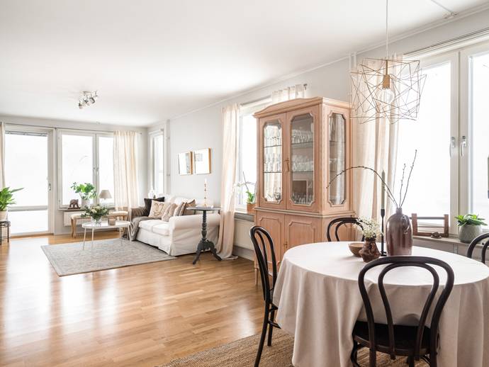 3 rok · 74 m² · Flygvillevägen 17