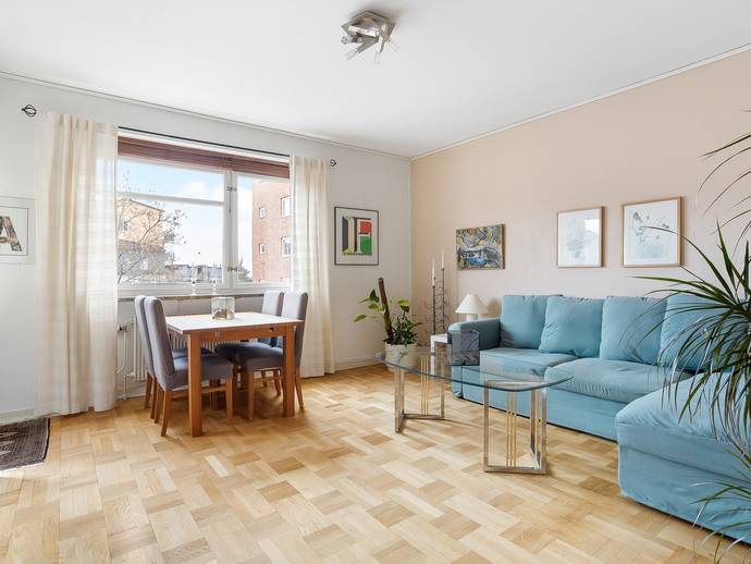 2 rok · 56,5 m² · Näckrosvägen 25, 3 tr