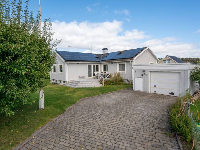 6 rok · 122 m² · Östra Strandvägen 7