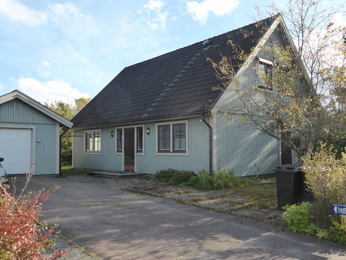 7 rok · 147 m² · Marmorvägen 3
