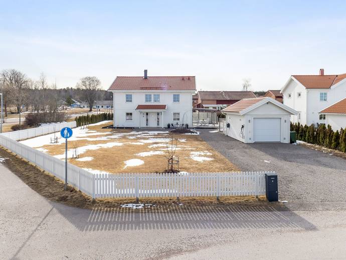 5 rok · 156 m² · Stjärngatan 4
