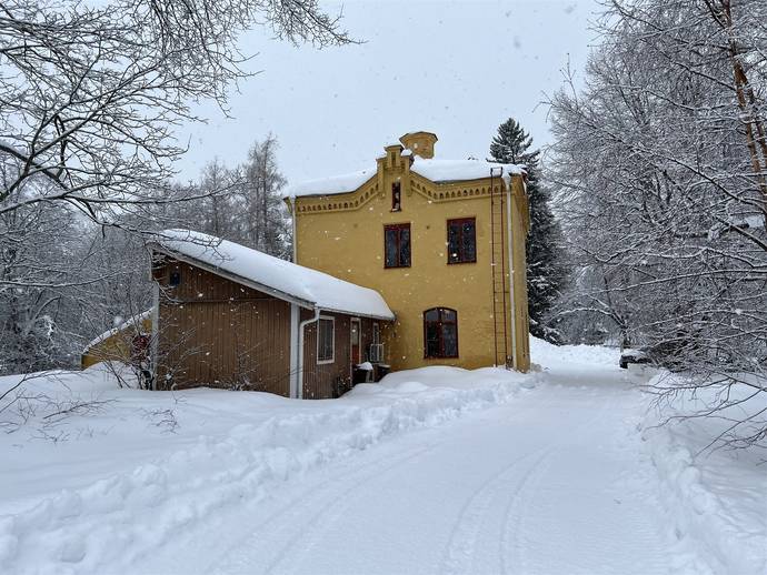 4 rok · 106 m² · Midvintervägen 1