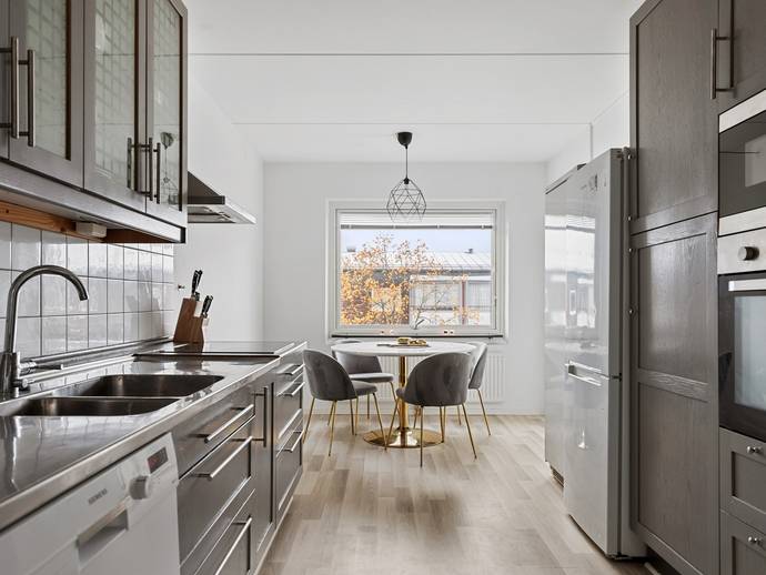 2 rok · 65 m² · Södra hunnetorpsvägen 88B