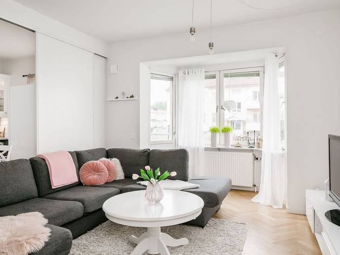 2 rok · 46,6 m² · Rotegatan 8
