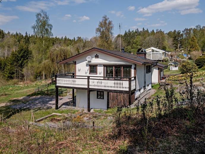4 rok · 126,7 m² · Larsered 324