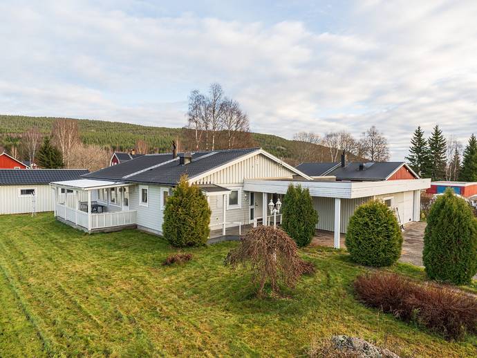 4 rok · 127 m² · Flöjtvägen 31