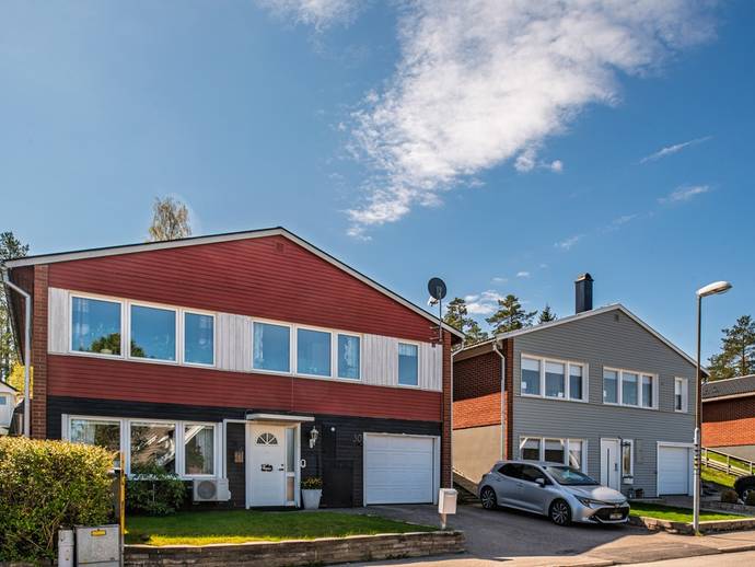 5 rok · 156 m² · Marielundsvägen 30