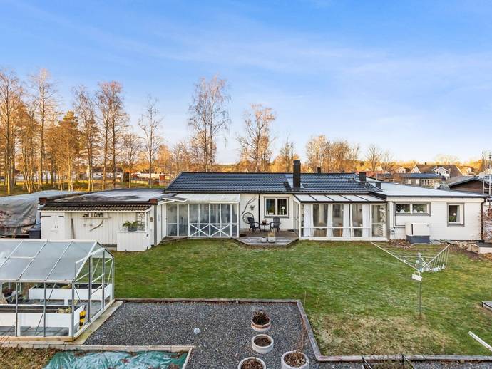 4 rok · 148 m² · Ljungmovägen 8