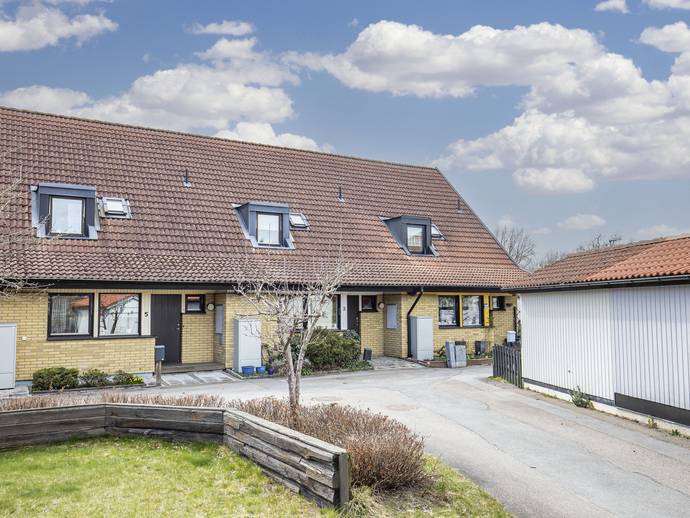 4 rok · 117 m² · Måleksvägen 5