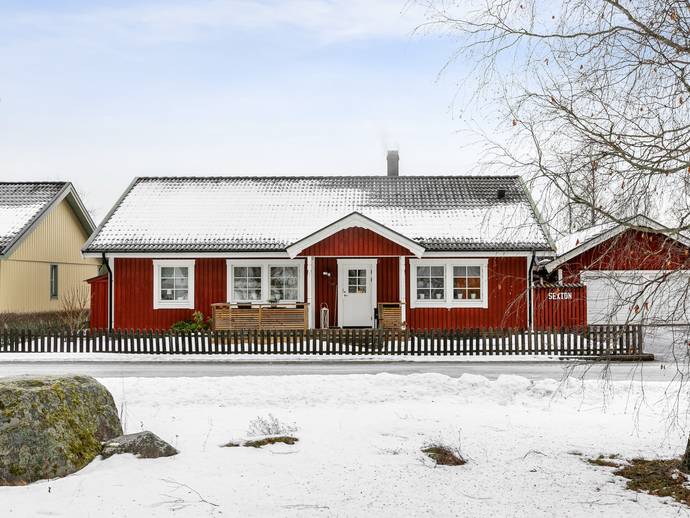 4 rok · 127 m² · Blåsippsvägen 16