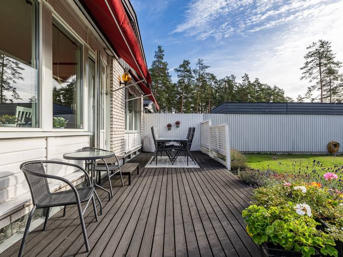 4 rok · 106 m² · Apollovägen 4