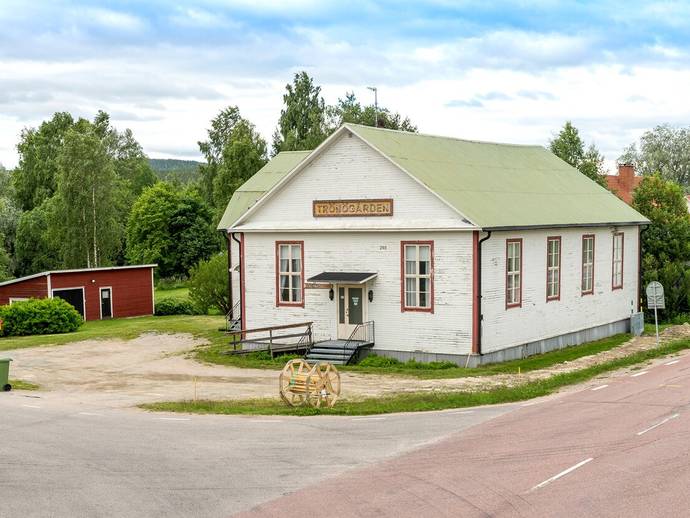 4 rok · 200 m² · Vi 293