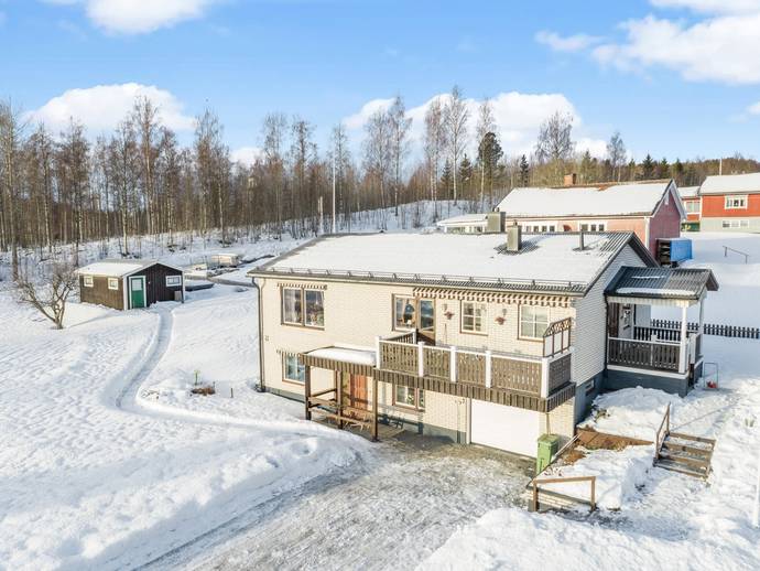6 rok · 112 m² · Kyrkåkersvägen 11