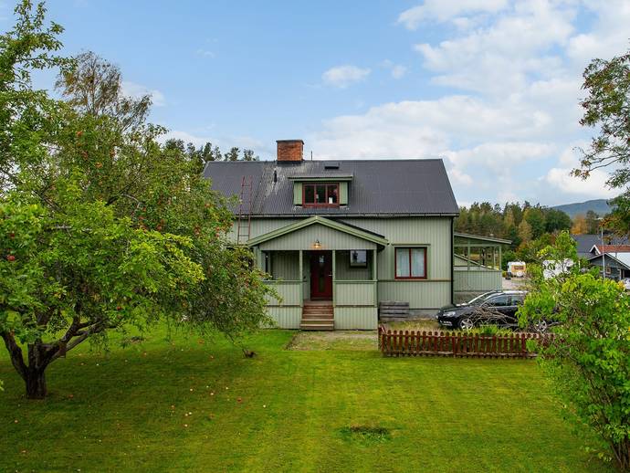 5 rok · 136 m² · Hällvägen 5
