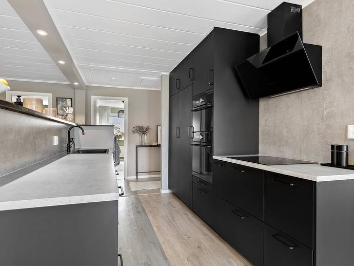 6 rok · 103 m² · Lohes väg 4